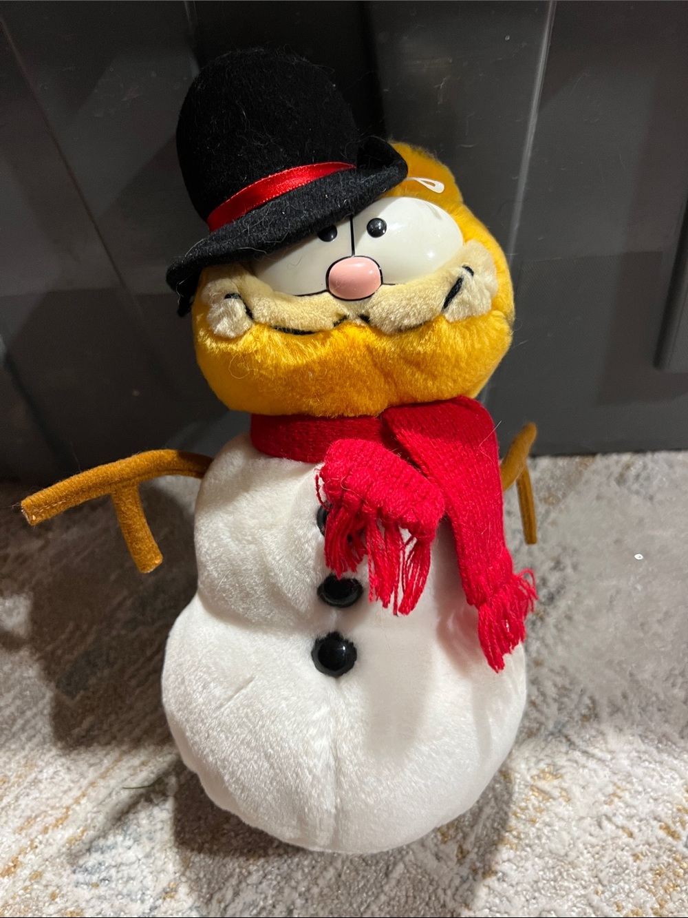 Garfield Yellow & White Plush Snowman Red Scarf 1981 dakin plush